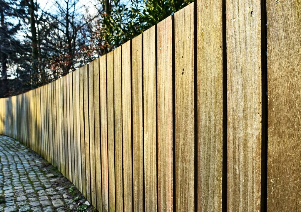 fence, wood, wooden fence-3142506.jpg